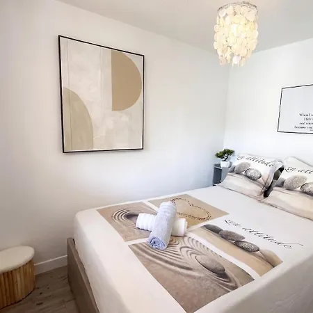 T2 Ponant Parking Pond 1 Min Away 13 Min Walk Away Apartmán *