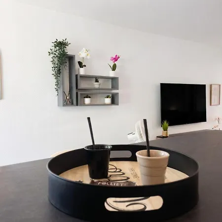 T2 Ponant Parking Pond 1 Min Away 13 Min Walk Away Apartmán